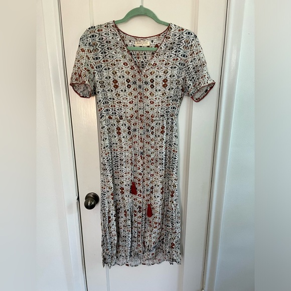 maison hotel Dresses & Skirts - Maison Hotel Midi Dress